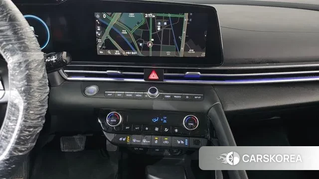 Hyundai Avante Hybrid (CN7) 2022 Белый из Кореи, фото 5