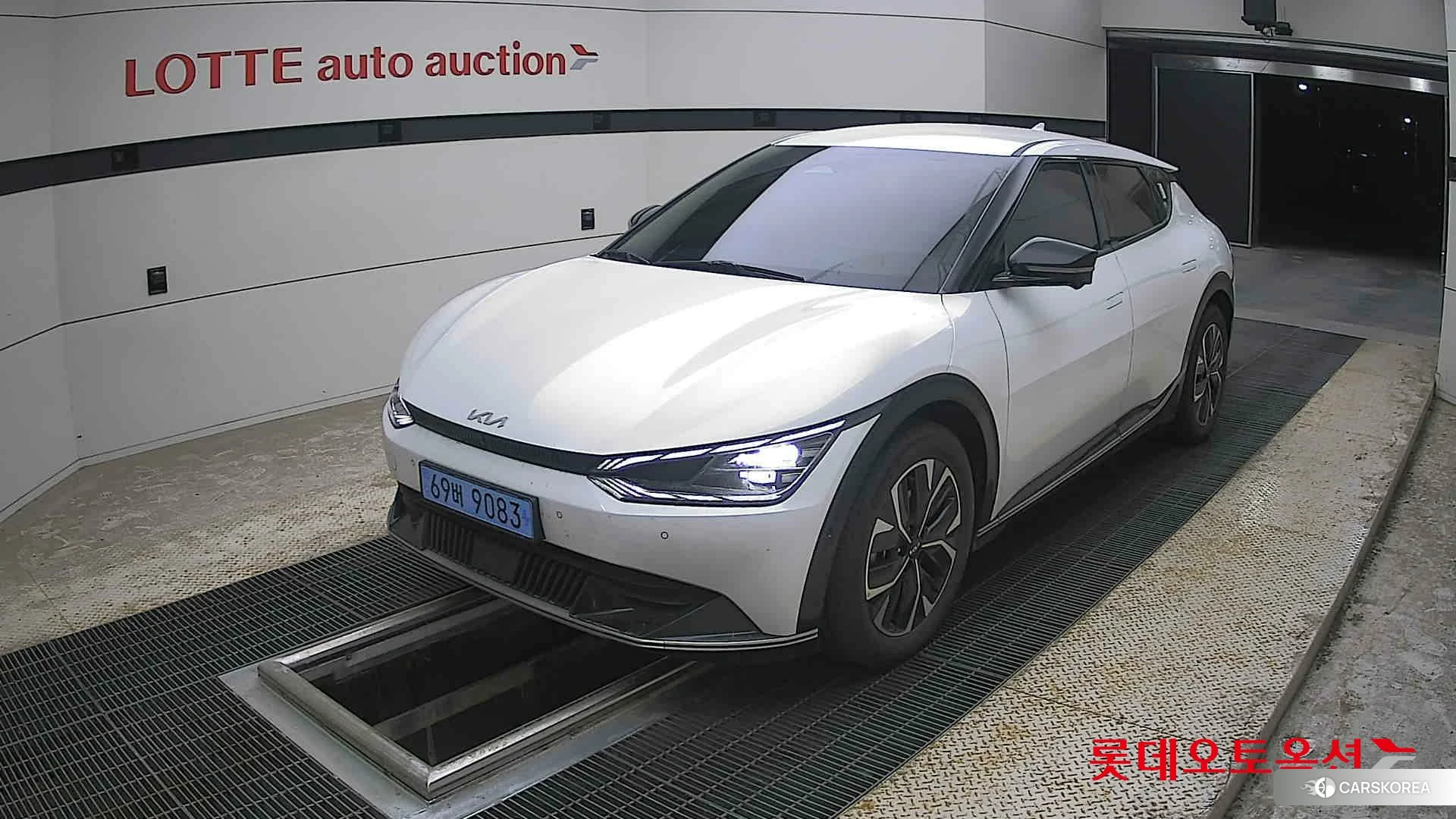 Kia EV6 2022 Белый из Кореи, фото 5