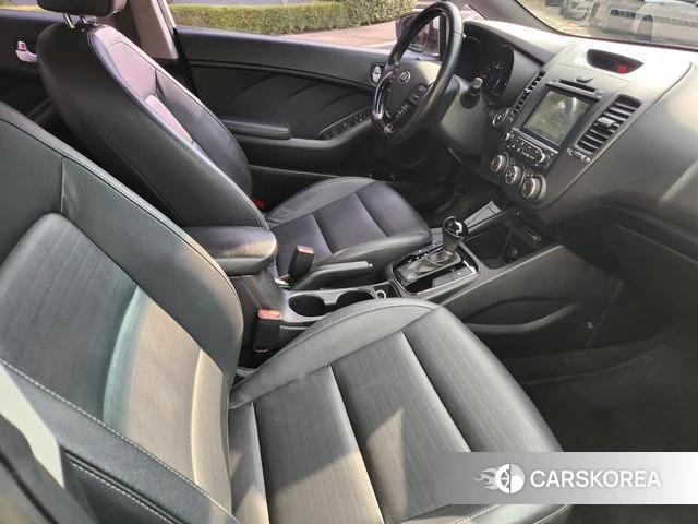 Kia The New K3 2018 Жемчужный цвет из Кореи, фото 5