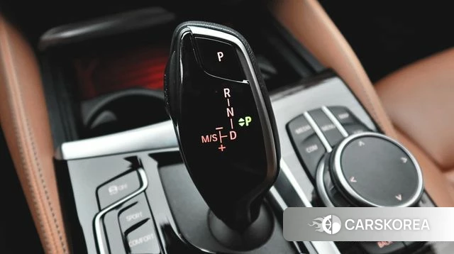 BMW 5 Series (G30) 2021 Синий из Кореи, фото 5