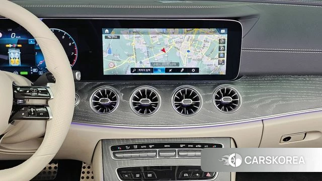 Mercedes-Benz E-Class W213 2021 Красный из Кореи, фото 5