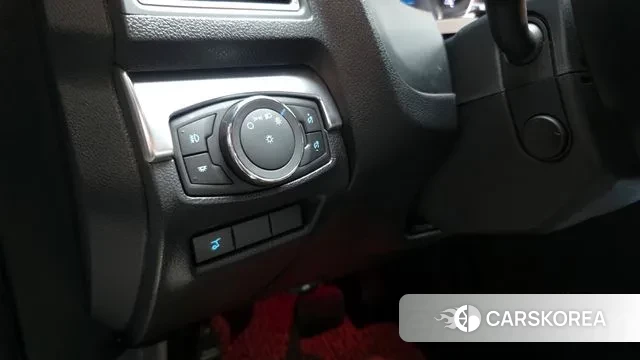 Ford Explorer 2018 Белый из Кореи, фото 5