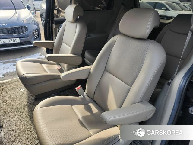 Kia The New Carnival 2020 Черный из Кореи, фото 5