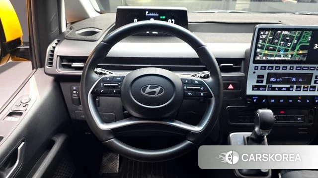 Hyundai Staria 2024 Желтый из Кореи, фото 5