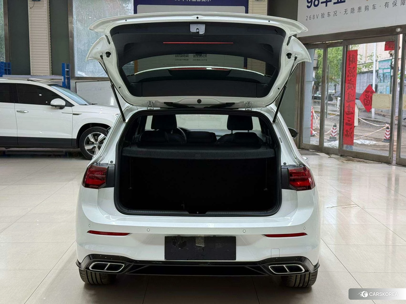 Volkswagen Golf 2022 Белый из Китая, фото 5