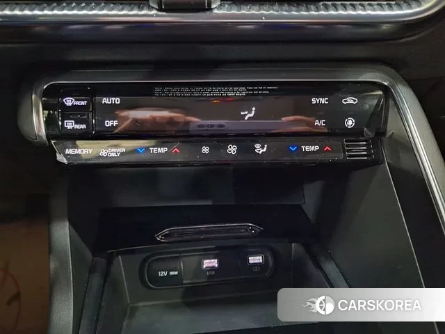 Kia K5 Hybrid 3rd Generation 2023 Черный из Кореи, фото 5