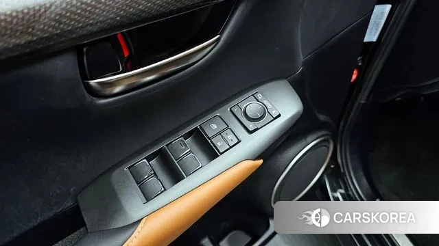 Lexus NX300h 2020 Черный из Кореи, фото 5