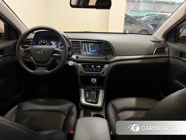 Hyundai Avante AD 2018 Белый из Кореи, фото 5