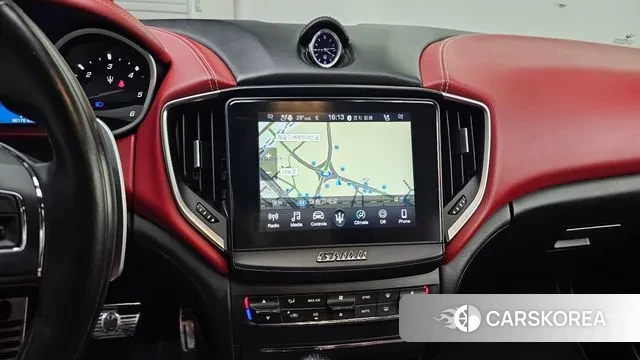 Maserati Ghibli 2018 Белый из Кореи, фото 5