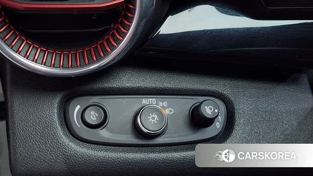 Chevrolet (GM Daewoo) Trax Crossover 2023 Зеленый из Кореи, фото 5