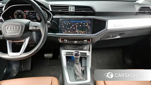 Audi Q3 (F3) 2022 Белый из Кореи, фото 5