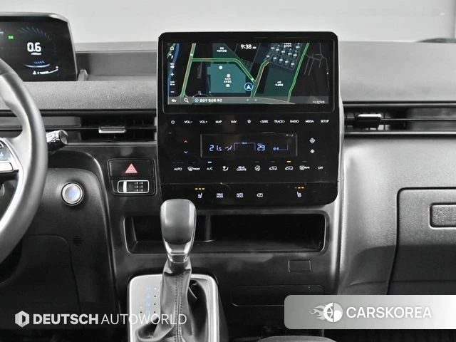 Hyundai Staria 2021 Белый из Кореи, фото 5