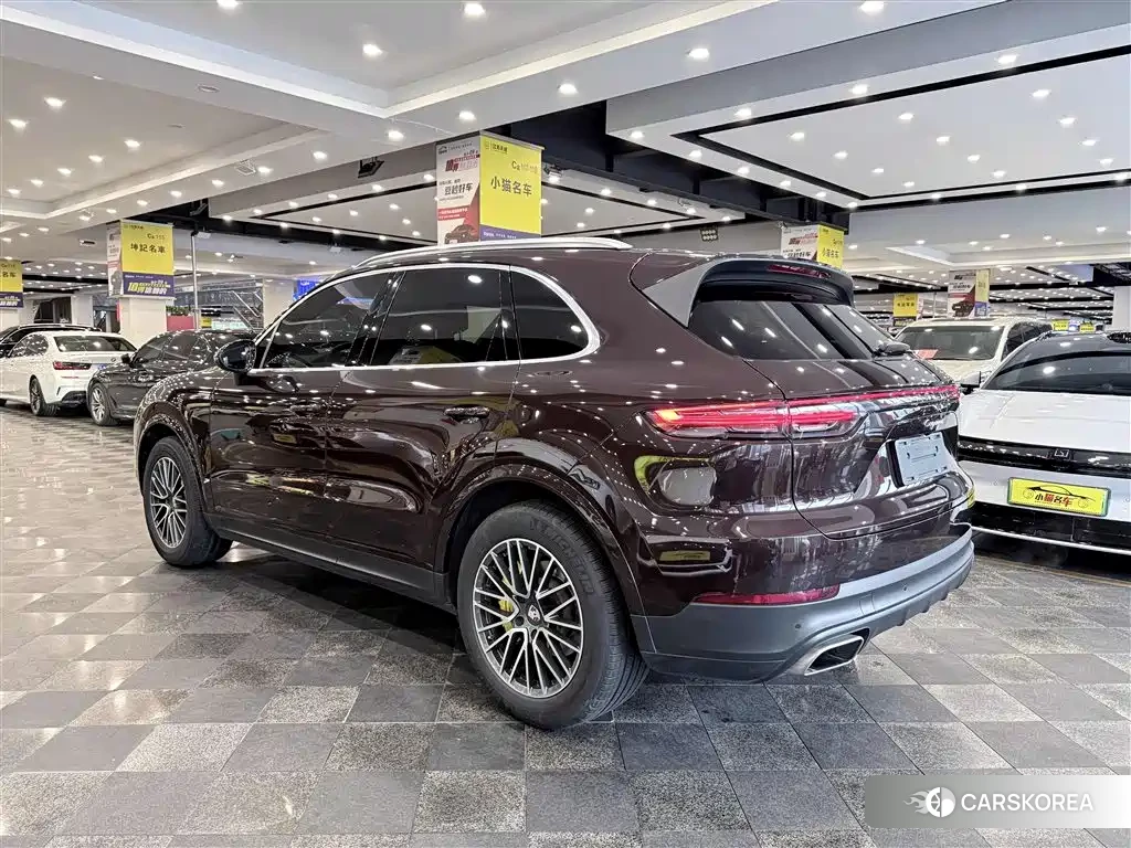 Porsche Cayenne 2018 Red/purple из Китая, фото 5
