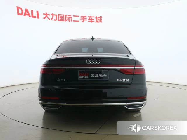 Audi A8 2020 Черный из Китая, фото 5