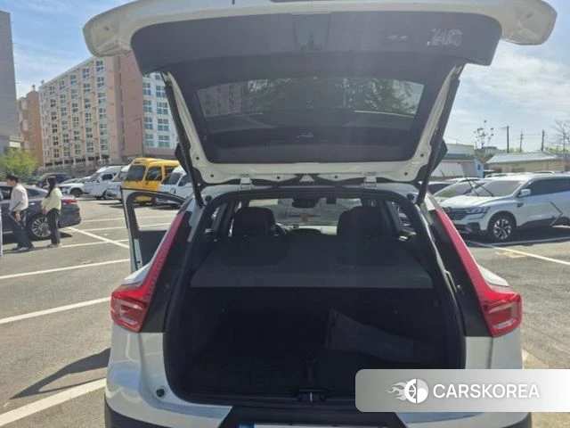 Volvo XC40 2022 Белый из Кореи, фото 5