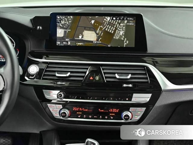 BMW 5 Series (G30) 2020 Белый из Кореи, фото 5