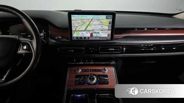 Lincoln Aviator 2nd generation 2021 Белый из Кореи, фото 5