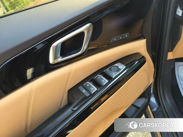 Kia Carnival 4th generation 2023 Серый из Кореи, фото 5