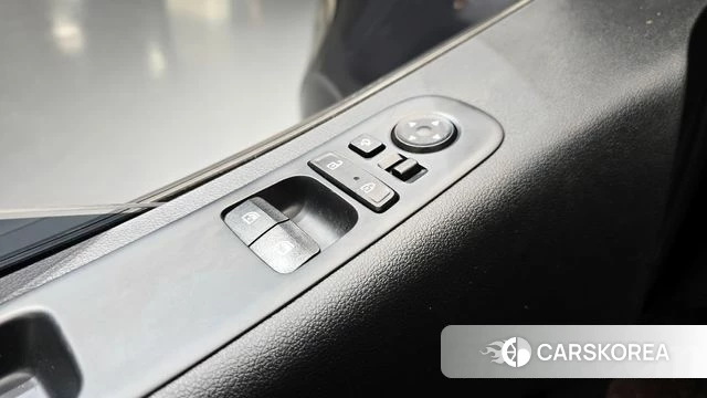 Hyundai Staria 2021 Серый из Кореи, фото 5