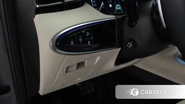 Genesis GV70 2023 Серебристо-серый из Кореи, фото 5