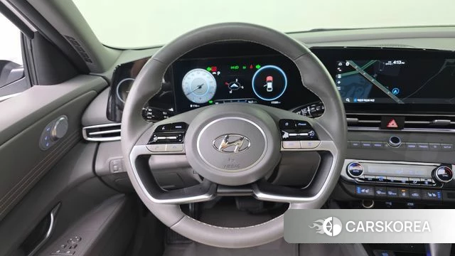 Hyundai Avante Hybrid (CN7) 2023 Белый из Кореи, фото 5