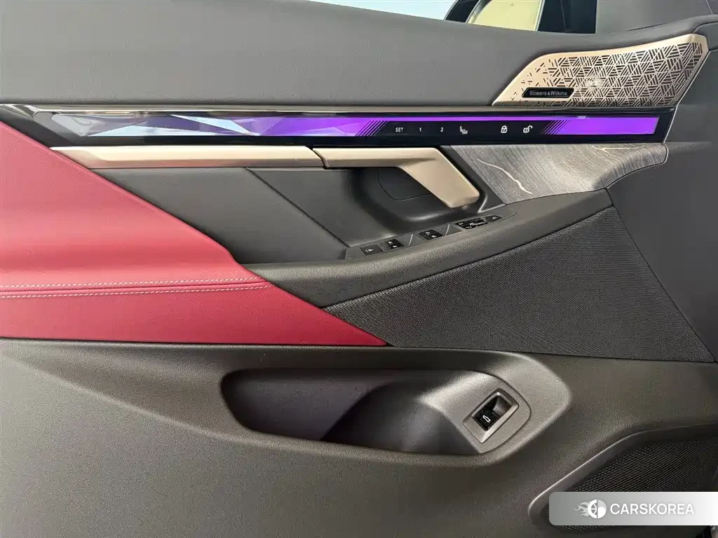 BMW 5 series 2025 Черный из Китая, фото 5