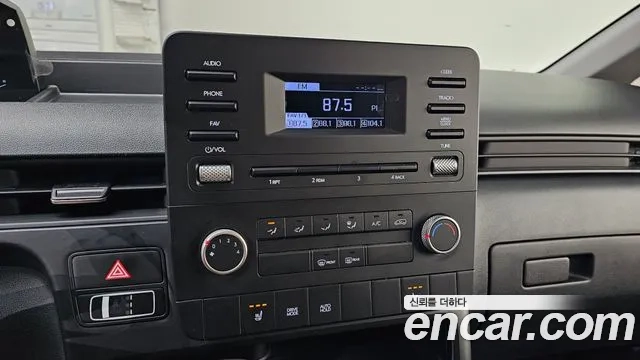 Hyundai Staria 2021 Белый из Кореи, фото 5