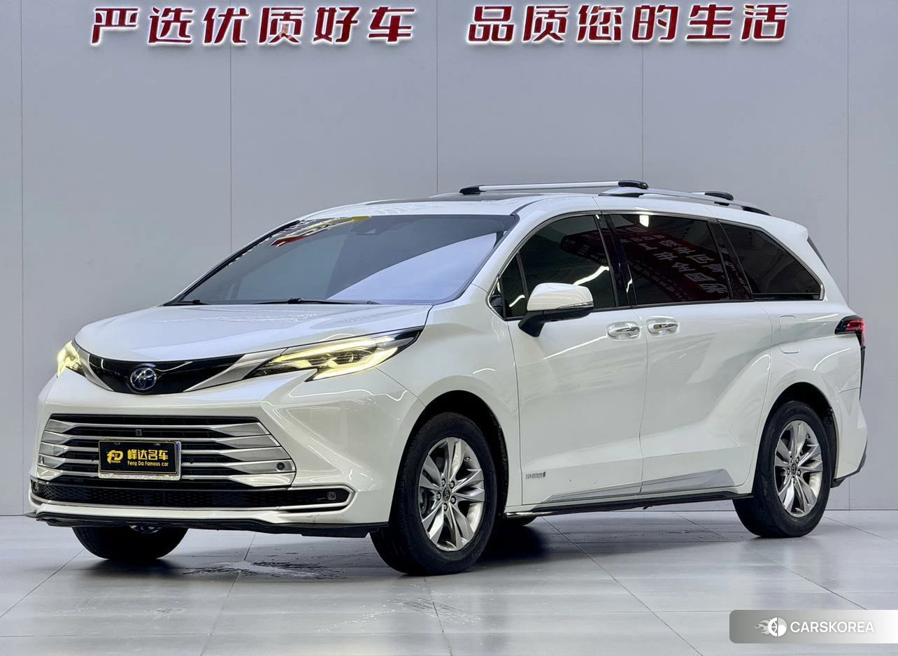 Toyota Saina 2021 Белый из Китая, фото 5