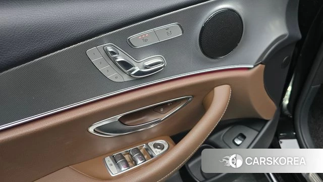Mercedes-Benz E-Class W213 2019 Черный из Кореи, фото 5