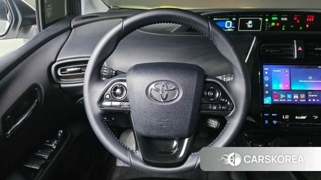 Toyota Prius 4th Generation 2022 Белый из Кореи, фото 5
