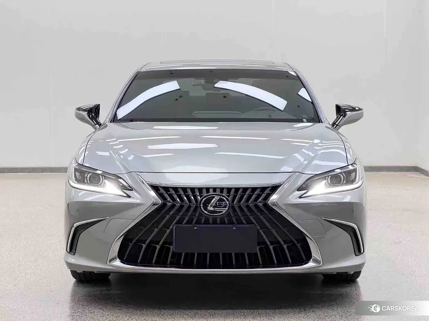 Lexus ES 2022 Champagne/brown из Китая, фото 5