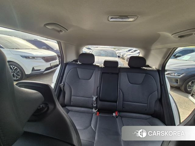 Kia Di Ol Nu Niro 2022 Белый из Кореи, фото 5