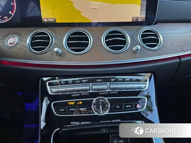 Mercedes-Benz E-Class W213 2020 Черный из Кореи, фото 5