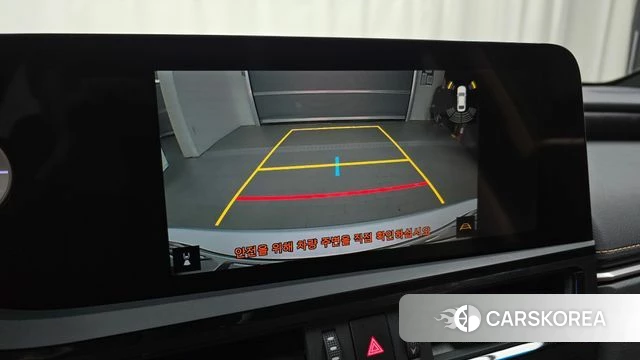 Lexus ES300h 7th generation 2022 Белый из Кореи, фото 5