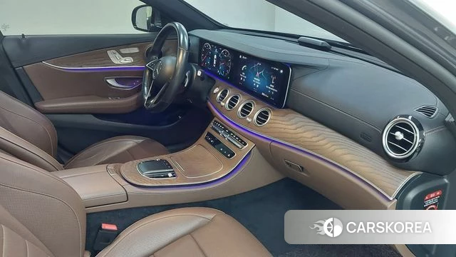 Mercedes-Benz E-Class W213 2020 Серый из Кореи, фото 5