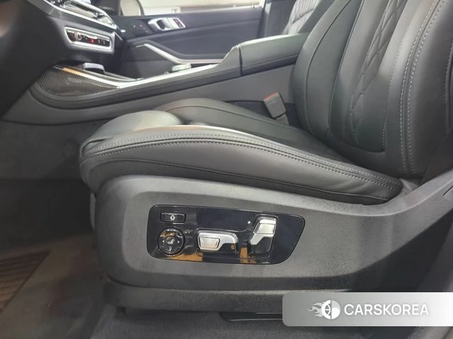 BMW X7 (G07) 2025 Белый из Кореи, фото 5