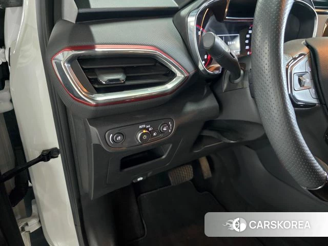 Chevrolet (GM Daewoo) Trailblazer 2022 Белый из Кореи, фото 5
