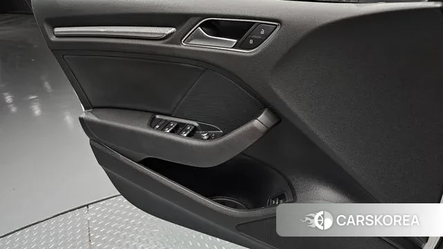 Audi New A3 2018 Белый из Кореи, фото 5