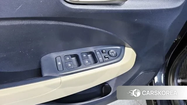 Hyundai Venue 2022 Синий из Кореи, фото 5