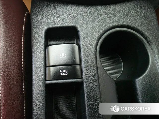 Kia Seltos 2019 Жемчужный цвет из Кореи, фото 5