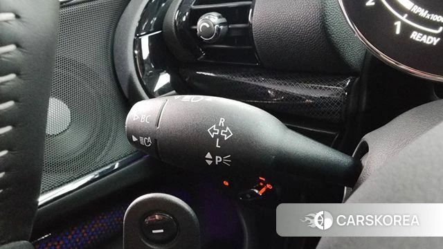 Mini Cooper S Clubman 2023 Красный из Кореи, фото 5