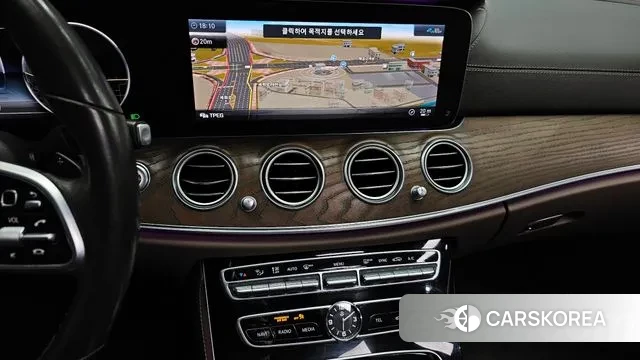 Mercedes-Benz E-Class W213 2019 Белый из Кореи, фото 5