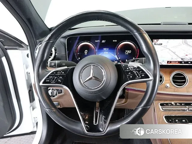 Mercedes-Benz E-Class W213 2021 Белый из Кореи, фото 5