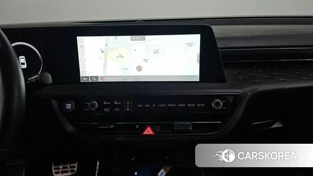 Kia K8 2022 Серебристо-серый из Кореи, фото 5