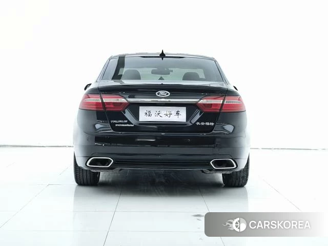 Ford Taurus 2019 Черный из Китая, фото 5