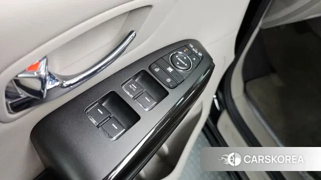 Kia The New Carnival 2019 Черный из Кореи, фото 5