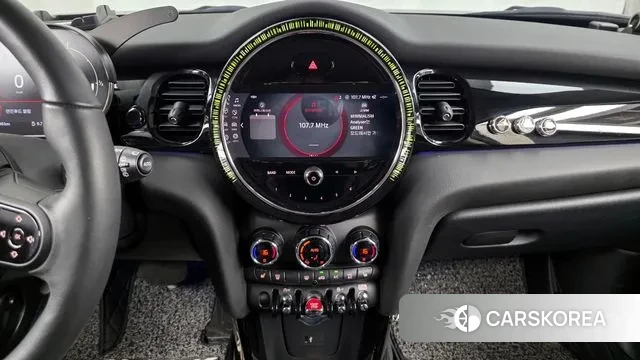 Mini Cooper 2023 Черный из Кореи, фото 5