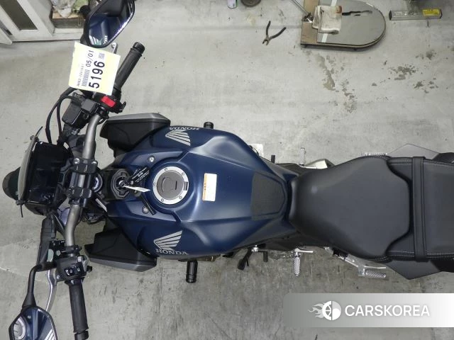 Проданный Honda CB650R 2023 из Японии