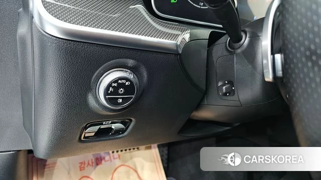 Mercedes-Benz C-Class W206 2023 Белый из Кореи, фото 5