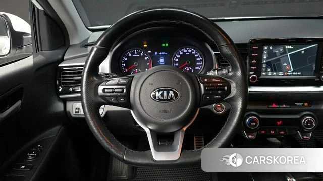 Kia Stonic 2019 Белый из Кореи, фото 5
